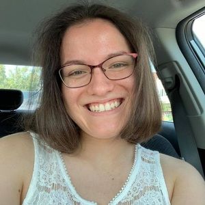 Meet your Posher, Breanna